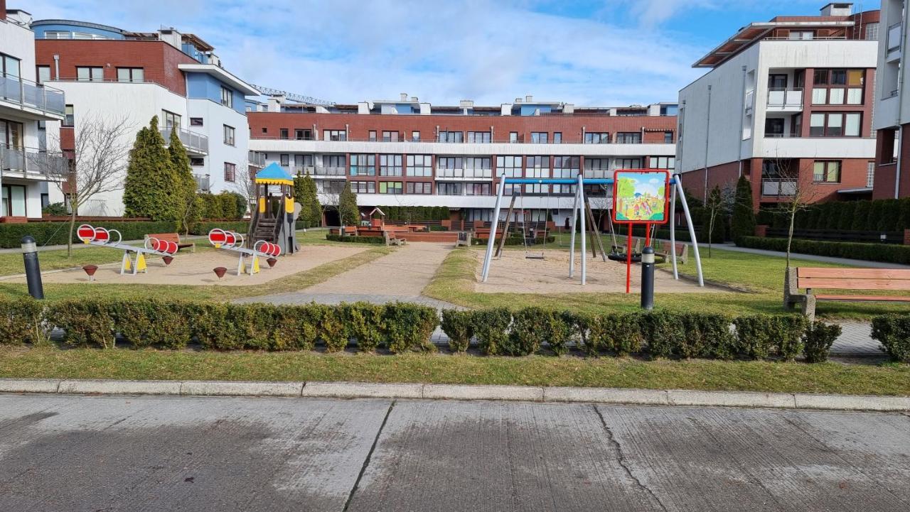 Apartament Piaskowy Jantar 2 Kołobrzeg Buitenkant foto